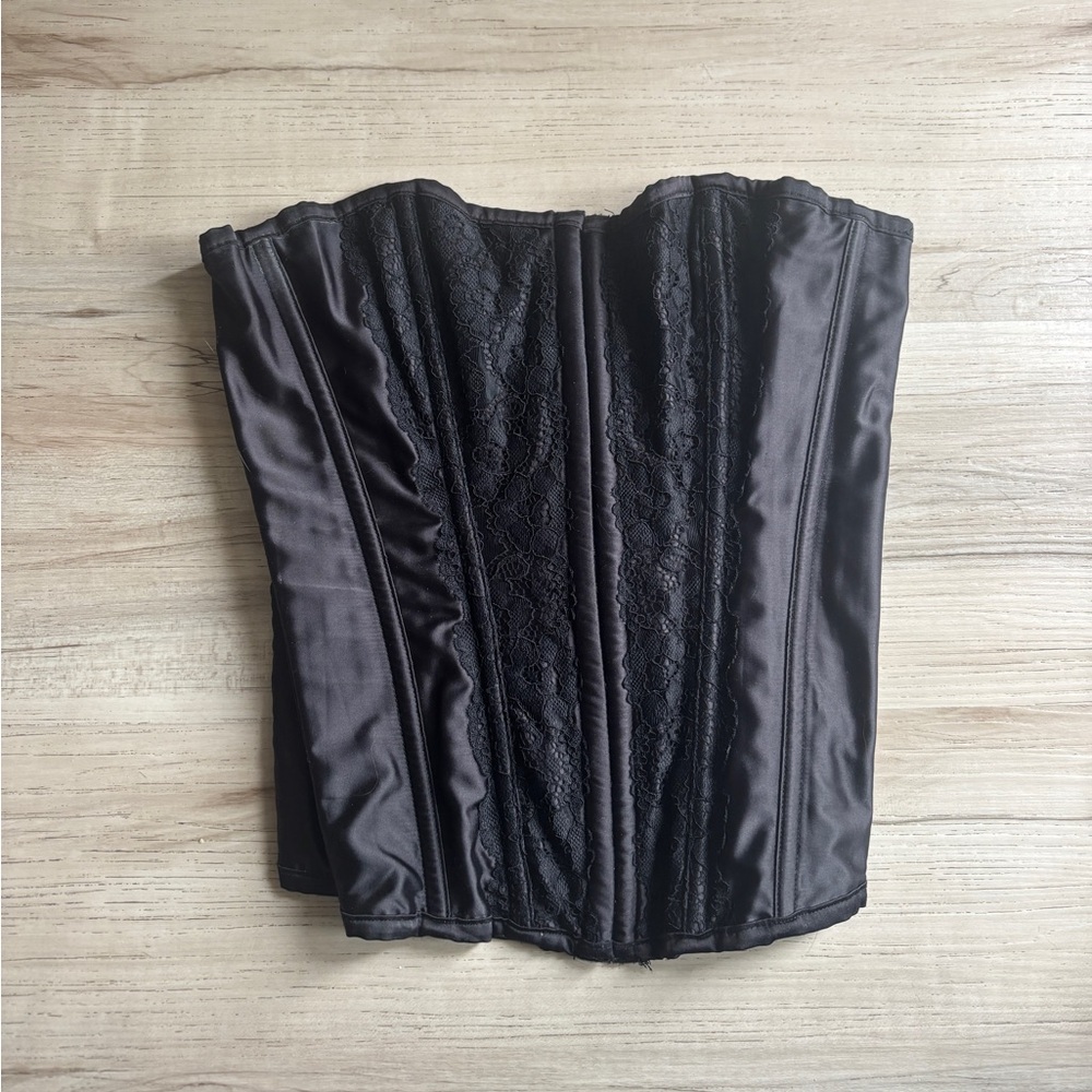 Black Strapless Corset